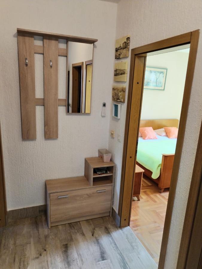 פורץ Apartment Marijana מראה חיצוני תמונה