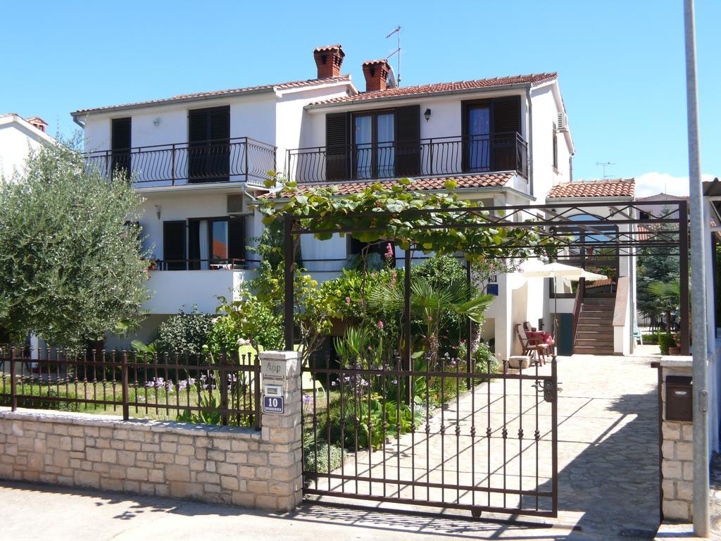 פורץ Apartment Marijana מראה חיצוני תמונה