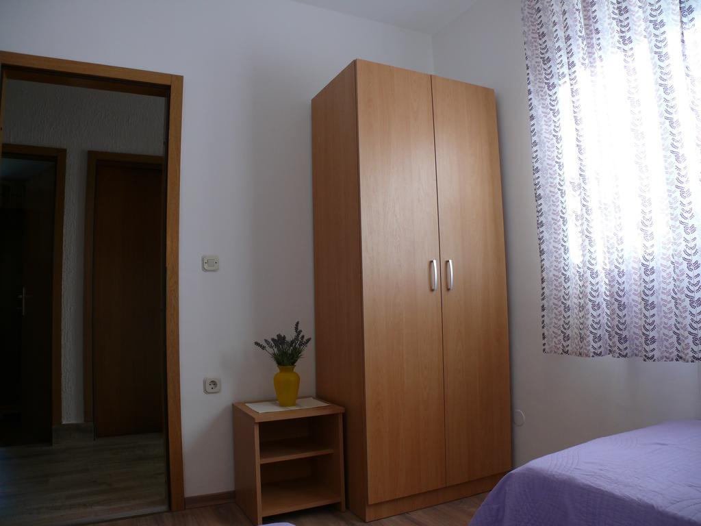 פורץ Apartment Marijana מראה חיצוני תמונה